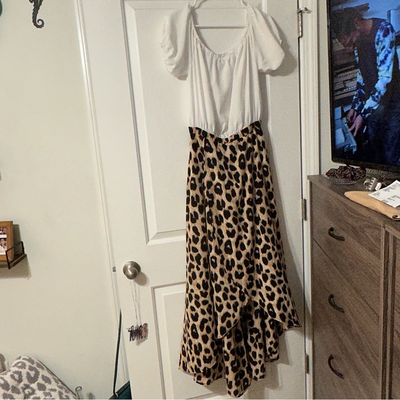 Maxi Dress - Picture 1 of 8